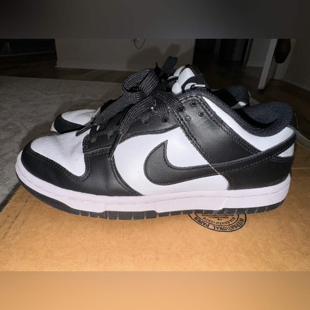 Women’s Nike Dunk Low Sneakers Size 6 in Black & White
